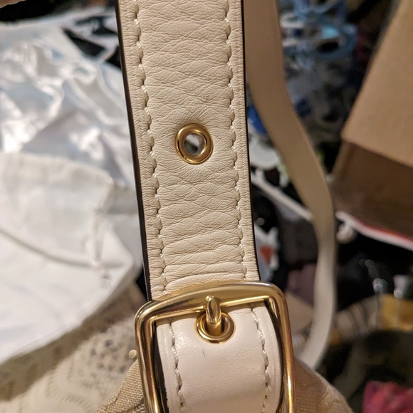 Preloved Coach purse - Picture 4 of 12